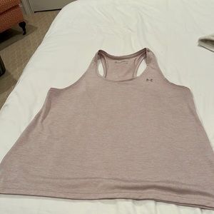 UA workout tank